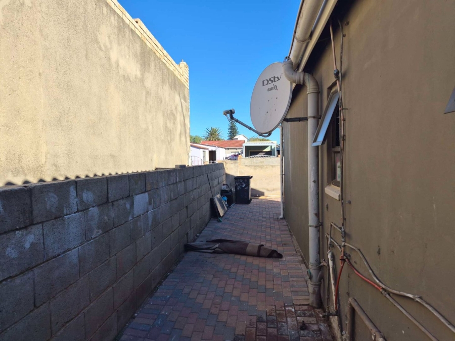 3 Bedroom Property for Sale in Zwide Eastern Cape